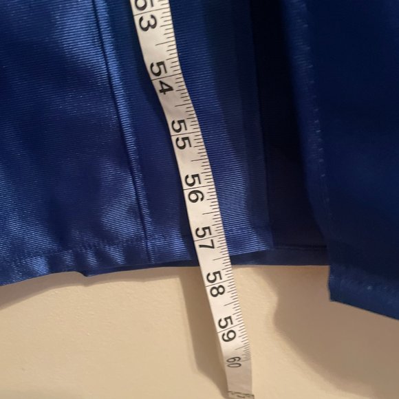 Graduation Cap and Gown - Blue w/ Silver Class of 2000 - Picture 4 of 7